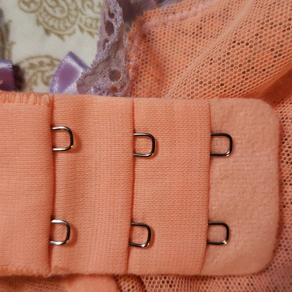 ❤3/$30 VS very sexy unlined demi - Picture 6 of 8